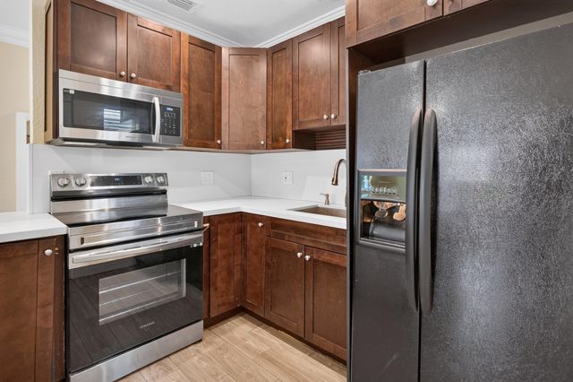2681 NW 2nd Street, Boynton Beach, FL 33435