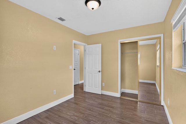 2681 NW 2nd Street, Boynton Beach, FL 33435