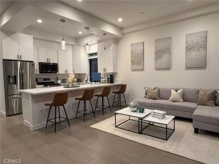 1205 Manzanita St, Silver Lake, CA 90029