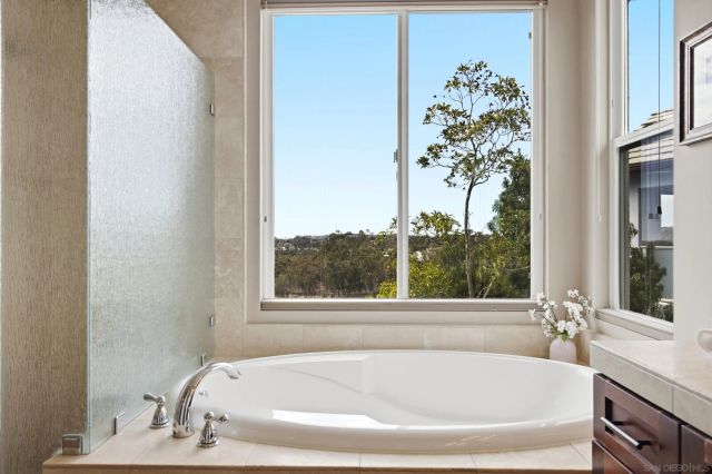 12666 Fairbrook Rd, San Diego, CA 92131