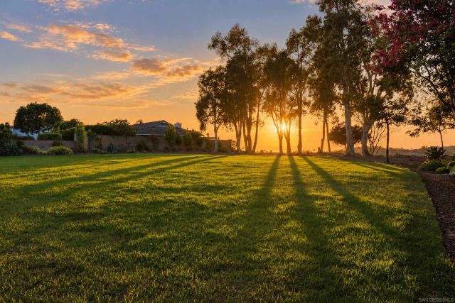 12666 Fairbrook Rd, San Diego, CA 92131