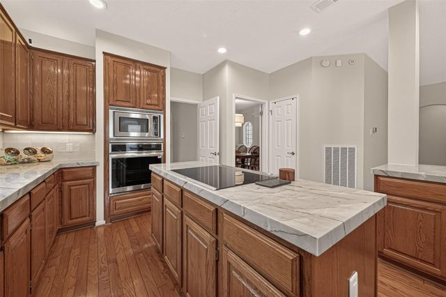 1311 Wickshire Lane, Houston, TX 77043