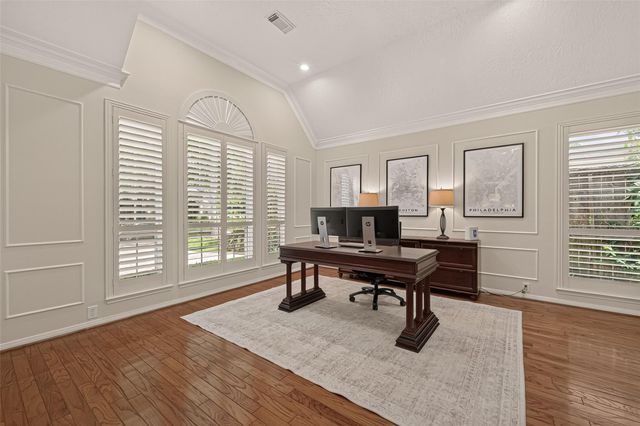 1311 Wickshire Lane, Houston, TX 77043