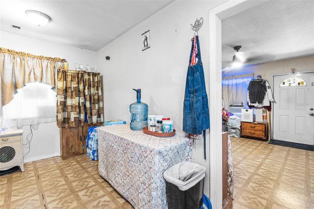 825 WINTERS STREET, West Palm Beach, FL 33405