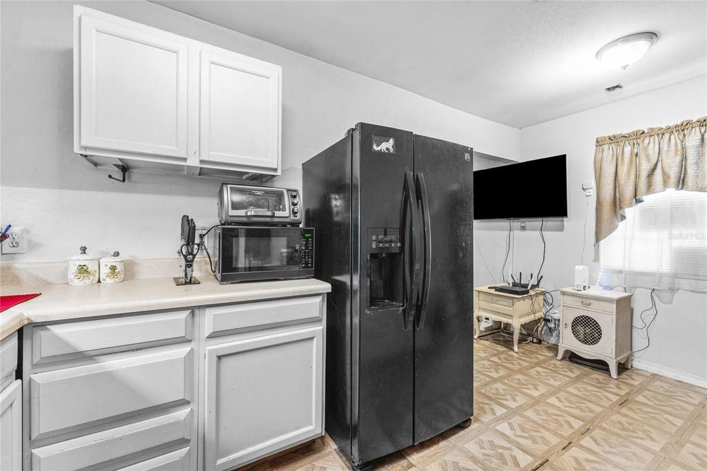 Image 7 of property listing at 825 WINTERS STREET, West Palm Beach, FL 33405