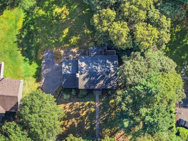 23 Oak St, Medway, MA 02053