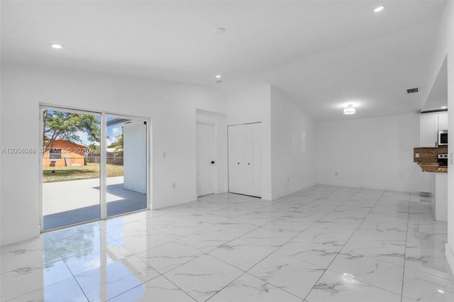 19131 NW 33rd Ct, Miami Gardens, FL 33056