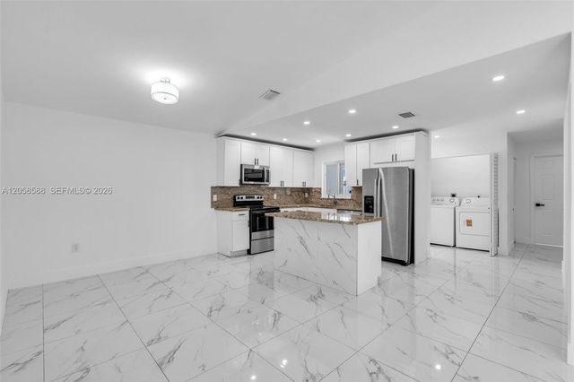 19131 NW 33rd Ct, Miami Gardens, FL 33056