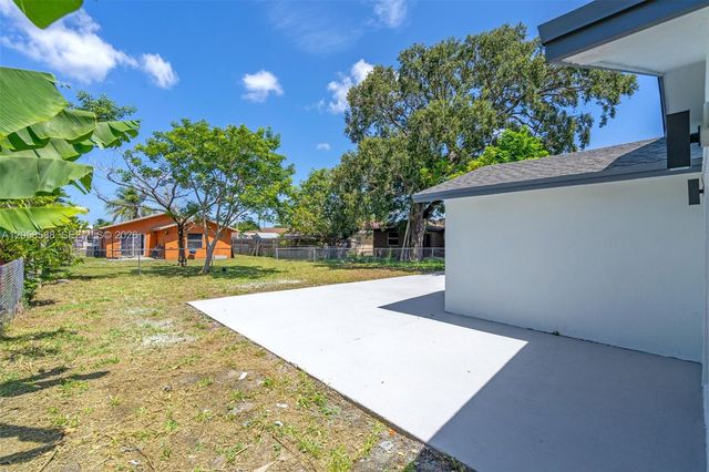 19131 NW 33rd Ct, Miami Gardens, FL 33056