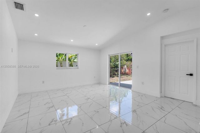 19131 NW 33rd Ct, Miami Gardens, FL 33056