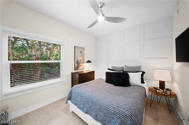 1044 Woodshire LN B101, Naples, FL 34105