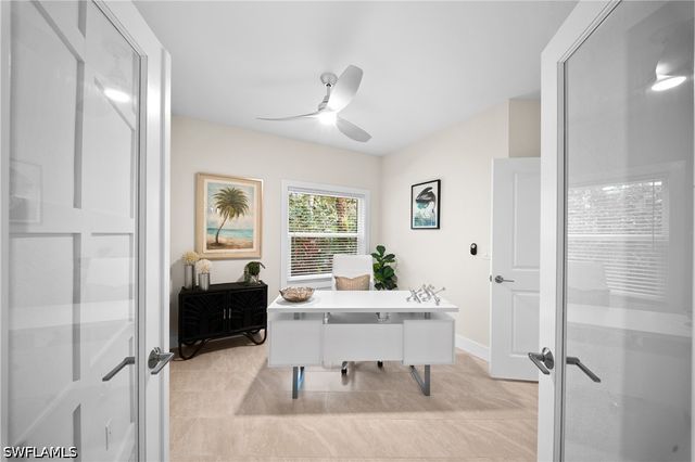 1044 Woodshire LN B101, Naples, FL 34105
