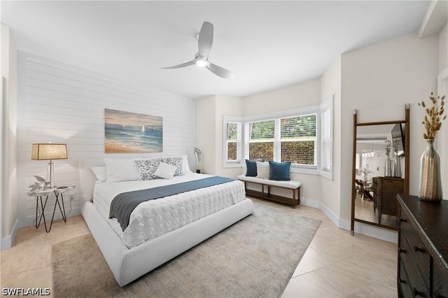 1044 Woodshire LN B101, Naples, FL 34105