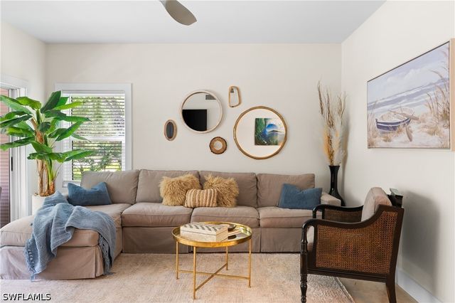 1044 Woodshire LN B101, Naples, FL 34105