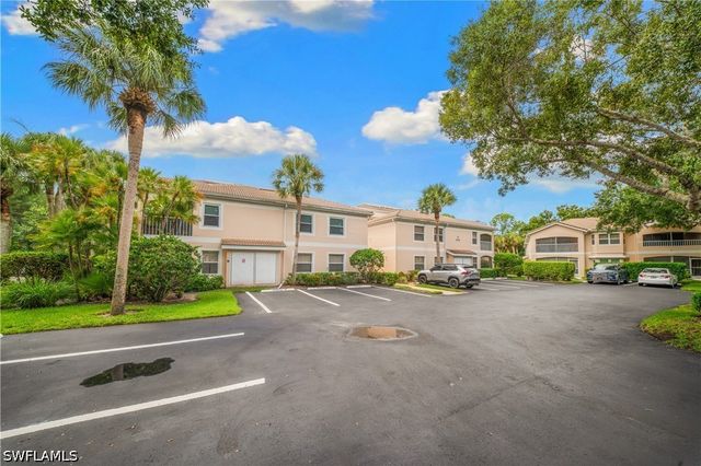 1044 Woodshire LN B101, Naples, FL 34105