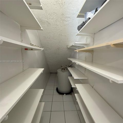 6980 NW 173rd Dr 607, Hialeah, FL 33015