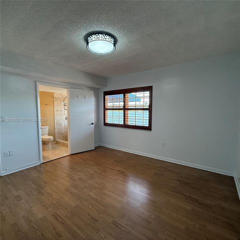 6980 NW 173rd Dr 607, Hialeah, FL 33015