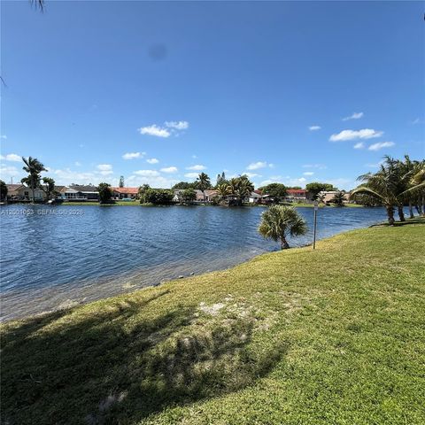 6980 NW 173rd Dr 607, Hialeah, FL 33015
