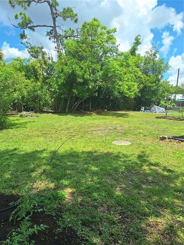 402 CICERO STREET NW, Port Charlotte, FL 33948