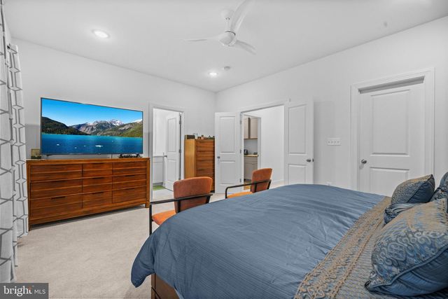 14303 YESLER AVE, Chantilly, VA 20151