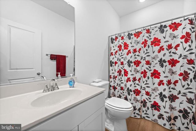 14303 YESLER AVE, Chantilly, VA 20151