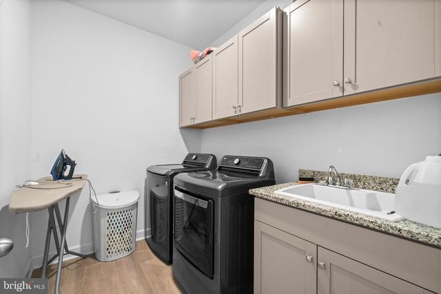 14303 YESLER AVE, Chantilly, VA 20151