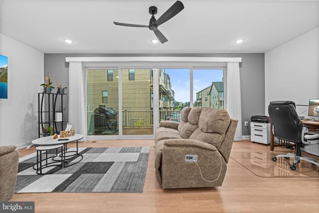 14303 YESLER AVE, Chantilly, VA 20151