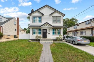 77 Kenny Avenue, Merrick, NY 11566