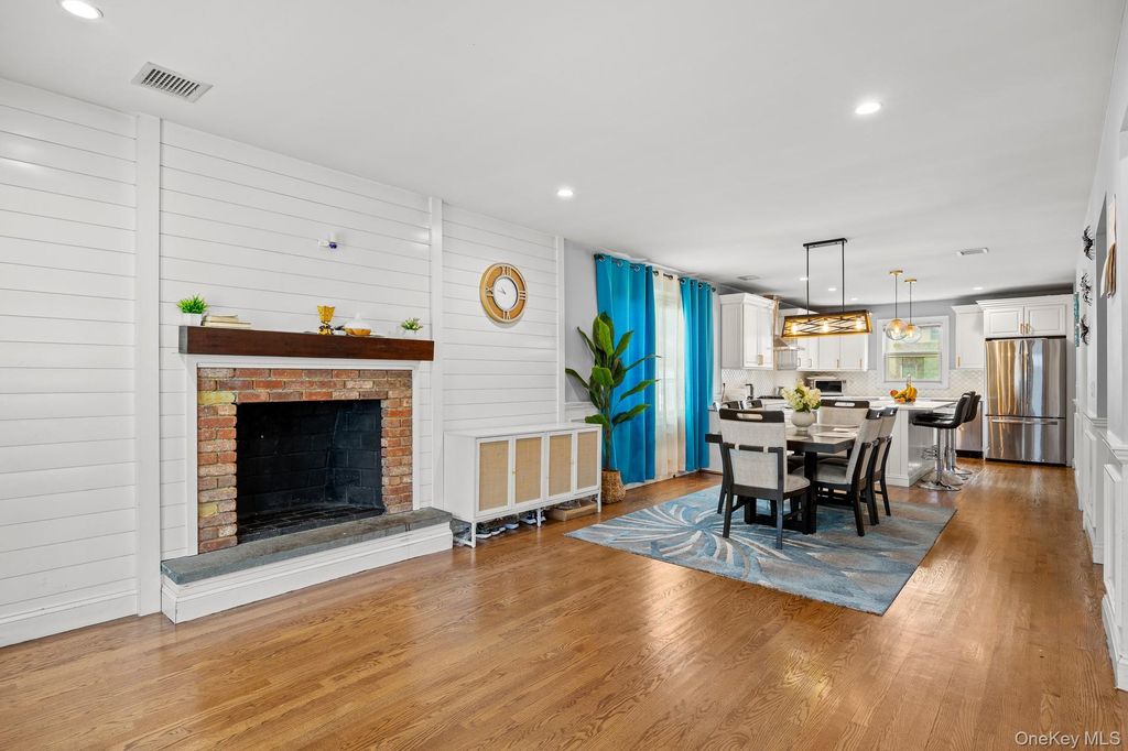 77 Kenny Avenue, Merrick, NY 11566 — photo 4