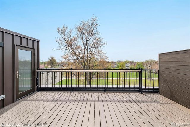 1450 Townsend Street, Detroit, MI 48214