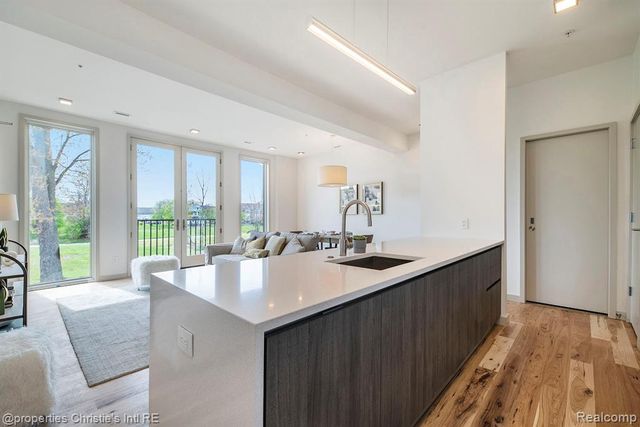 1450 Townsend Street, Detroit, MI 48214