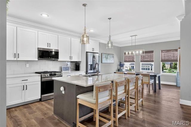293 Laurens Spring Court, Lake St Louis, MO 63367