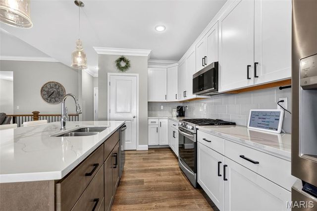 293 Laurens Spring Court, Lake St Louis, MO 63367