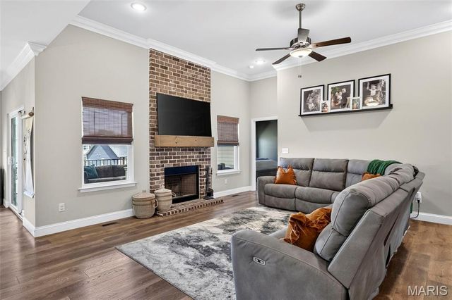 293 Laurens Spring Court, Lake St Louis, MO 63367