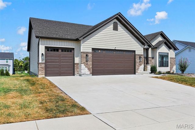 293 Laurens Spring Court, Lake St Louis, MO 63367