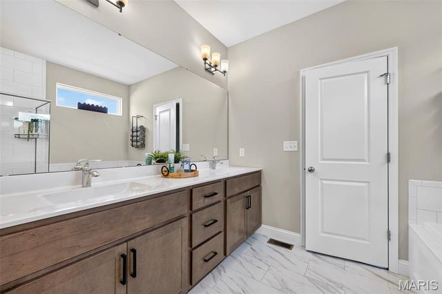 293 Laurens Spring Court, Lake St Louis, MO 63367