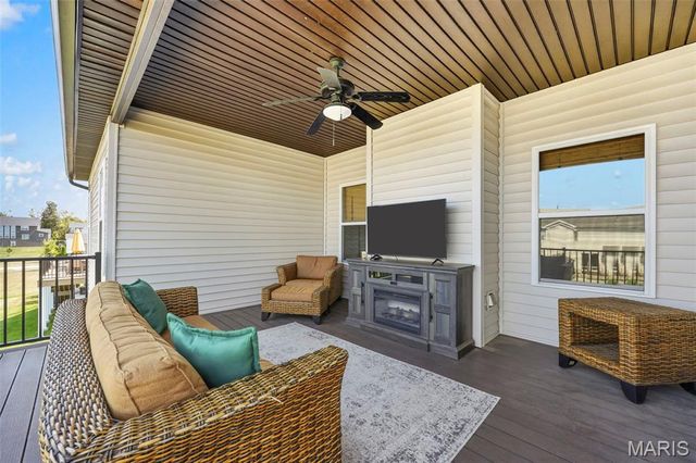 293 Laurens Spring Court, Lake St Louis, MO 63367