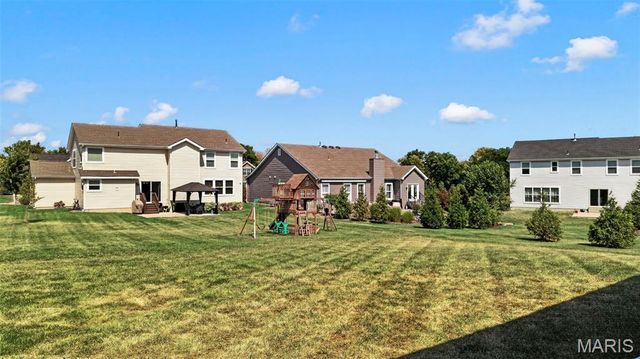 293 Laurens Spring Court, Lake St Louis, MO 63367
