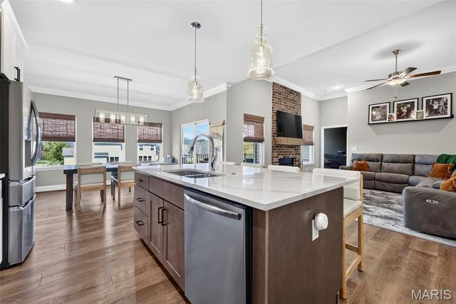 293 Laurens Spring Court, Lake St Louis, MO 63367