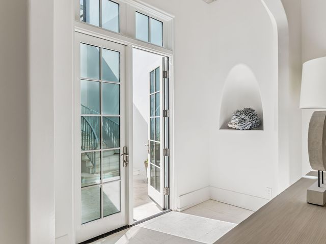 13 La Garza Ct, Alys Beach, FL 32461