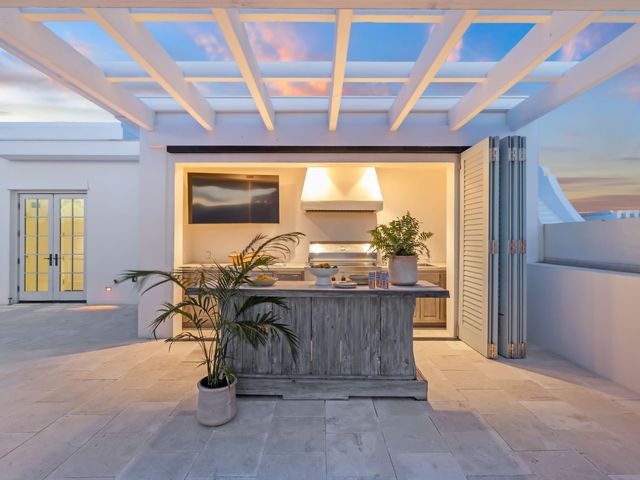 13 La Garza Ct, Alys Beach, FL 32461