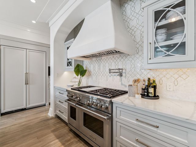 13 La Garza Ct, Alys Beach, FL 32461