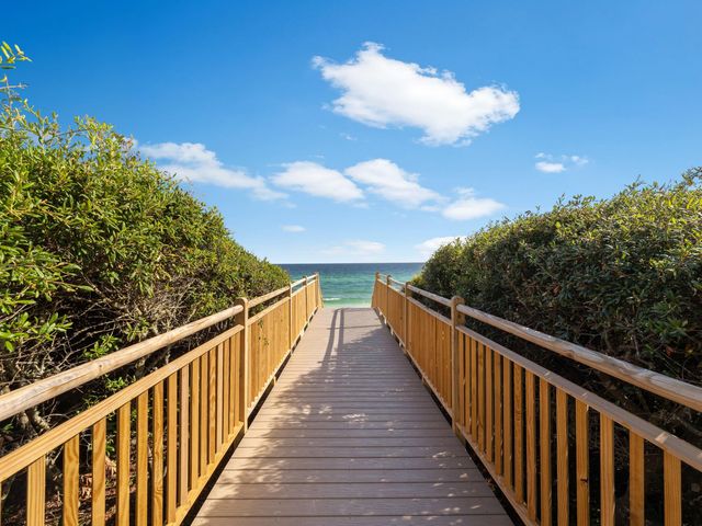 13 La Garza Ct, Alys Beach, FL 32461