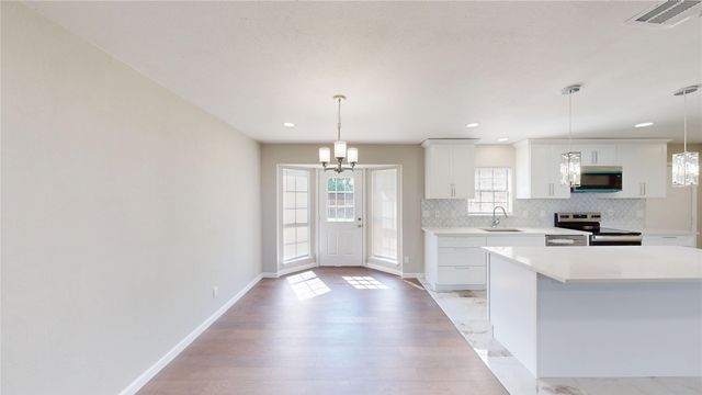 6833 Younger Drive, The Colony, TX 75056