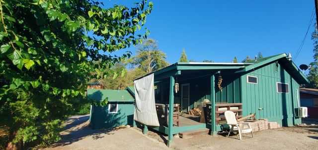 301 Capinero Drive, California Hot Springs, CA 93207