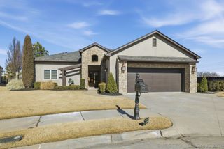 8402 S Nogales Street W, Tulsa, OK 74132