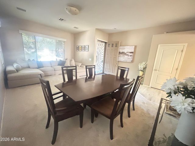 6028 W KRISTAL Way, Glendale, AZ 85308