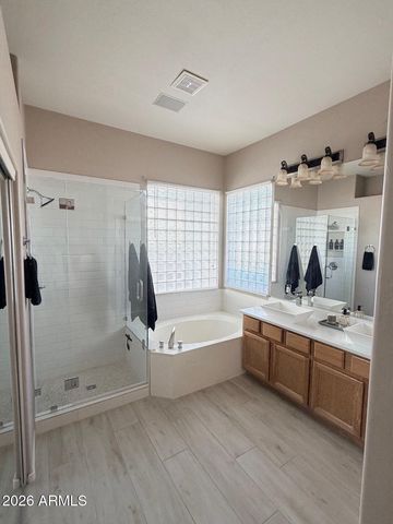 6028 W KRISTAL Way, Glendale, AZ 85308