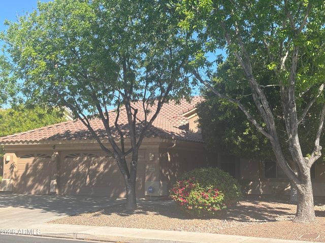 6028 W KRISTAL Way, Glendale, AZ 85308