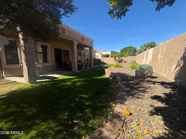 6028 W KRISTAL Way, Glendale, AZ 85308